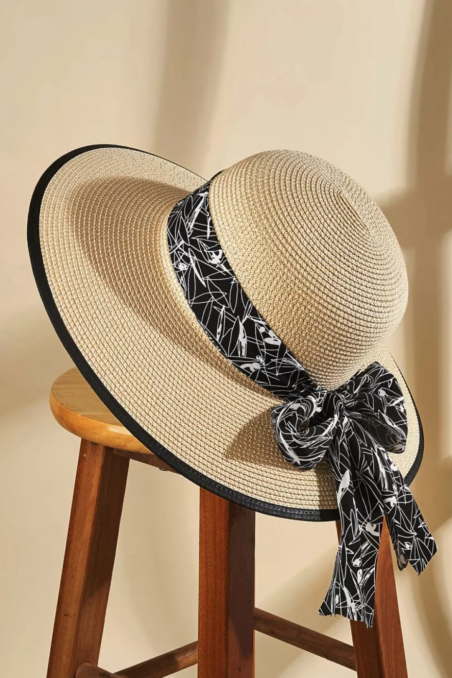 Fashion Cupshe Abstract Band Contrast Trim Straw Hat Beige