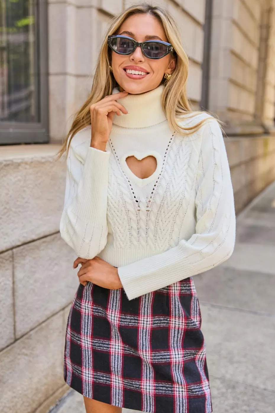 Best Cupshe Cable Knit Heart Cutout Turtleneck Sweater Beige