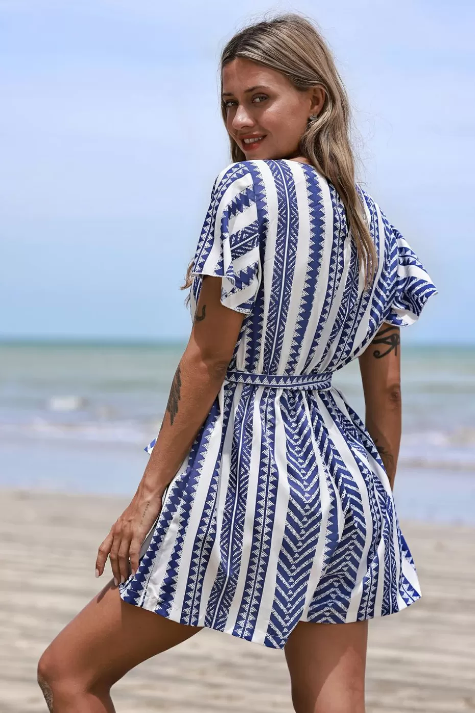 Best Cupshe Geometric Stripe Surplice Romper Navy