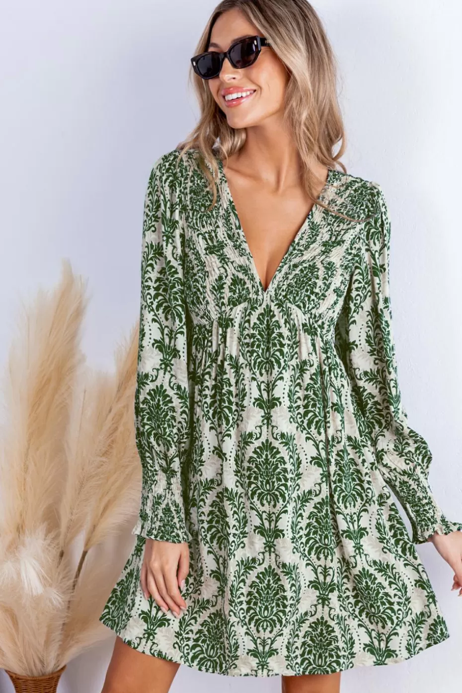 Hot Cupshe Damask V-Neck Long Sleeve Mini Dress Green