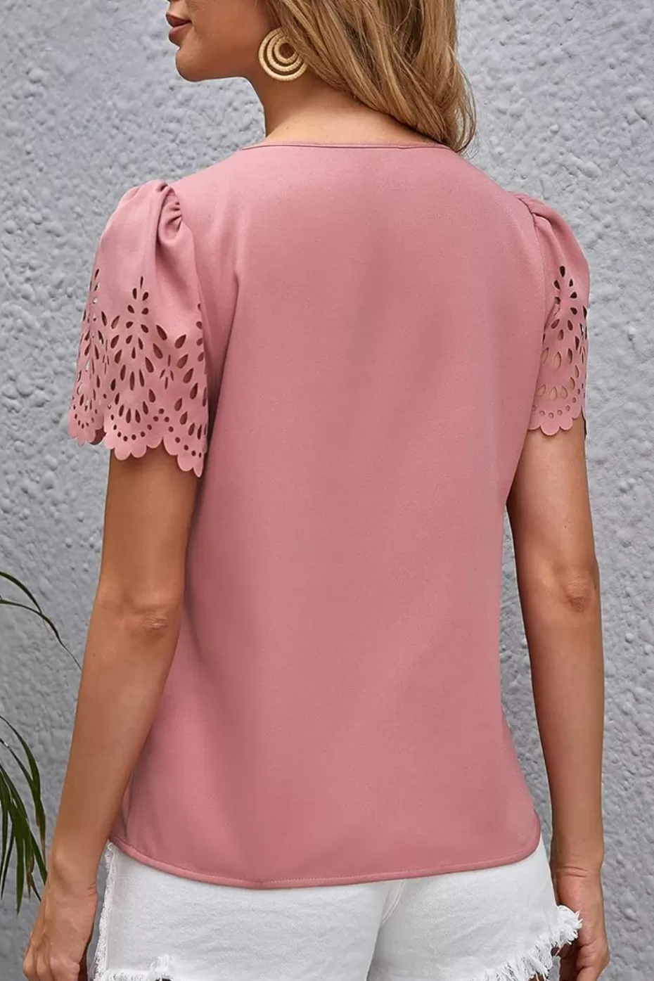 Store Cupshe Eyelet Sleeve V-Neck Blouse Pink